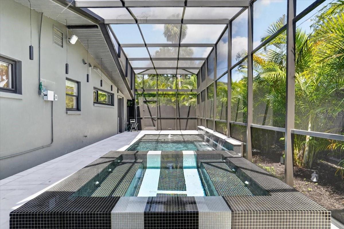SUNSET PARK - Residential