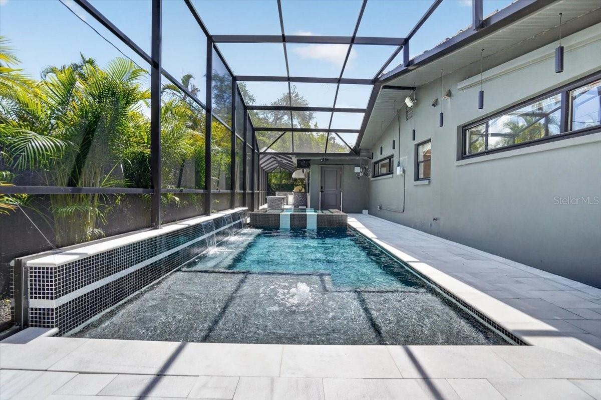 SUNSET PARK - Residential