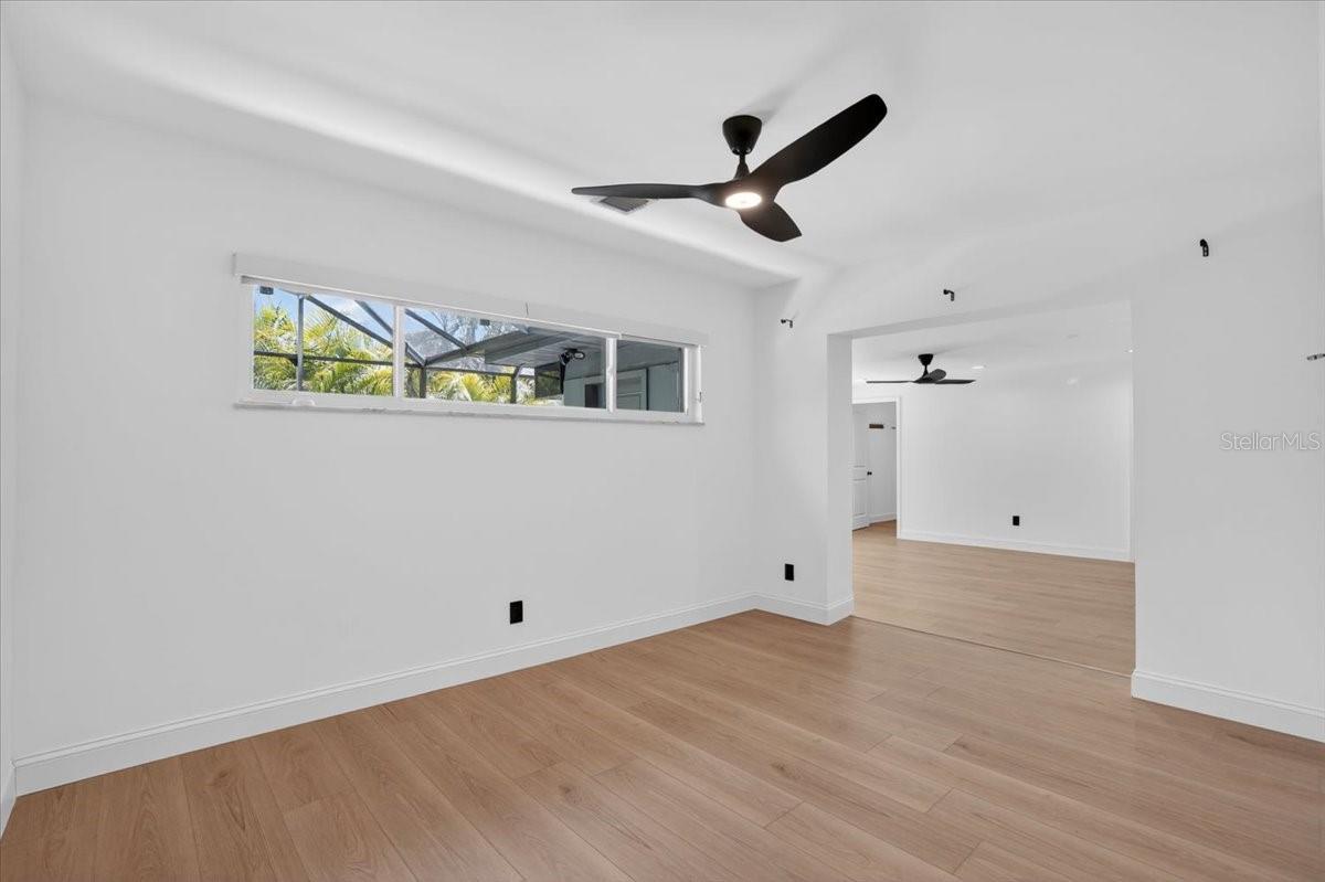 SUNSET PARK - Residential
