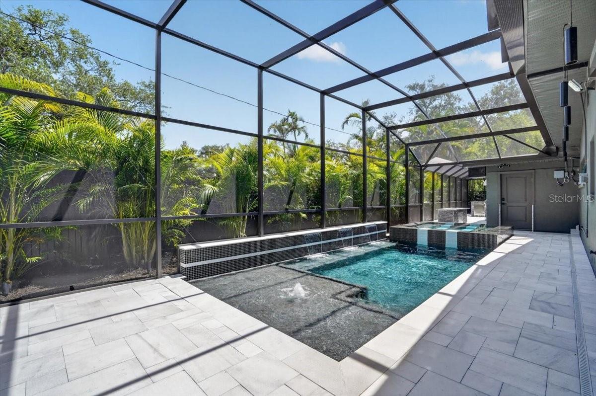 SUNSET PARK - Residential