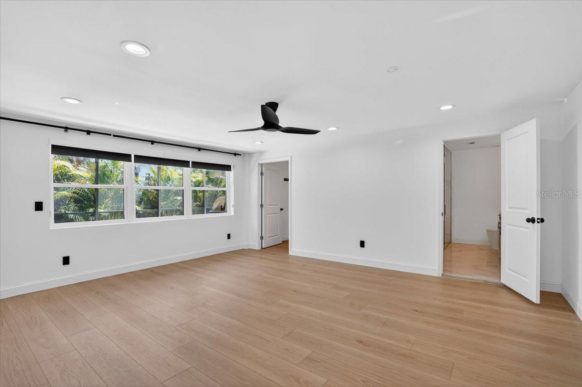 SUNSET PARK - Residential
