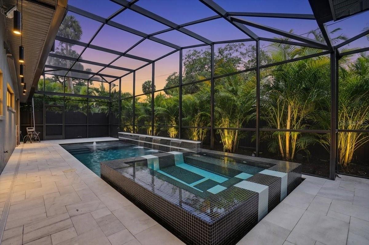 SUNSET PARK - Residential