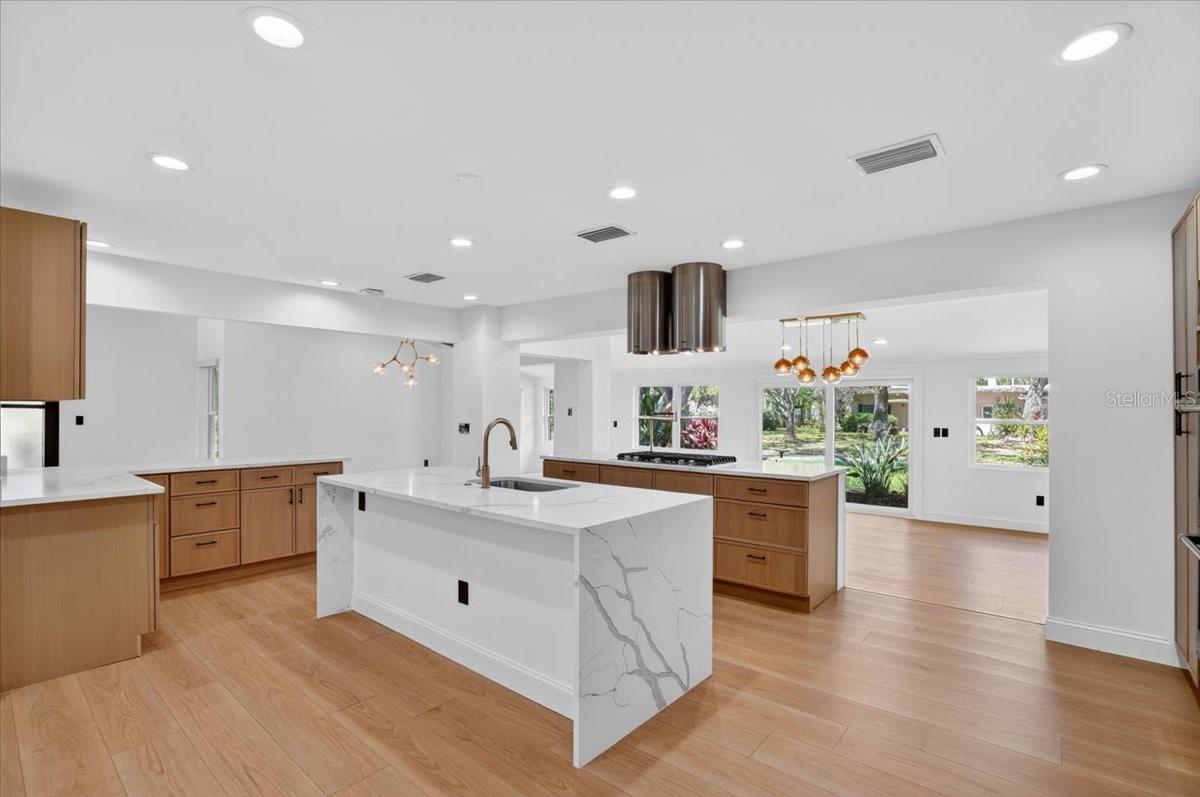 SUNSET PARK - Residential