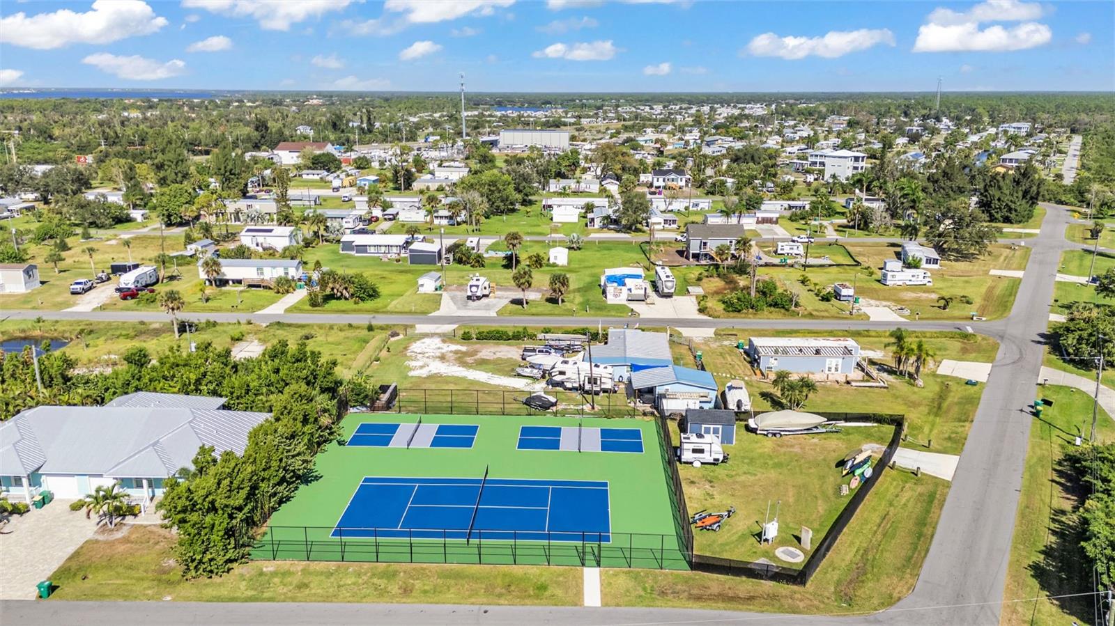 HARBOUR VILLAGE PH 02 - Residential