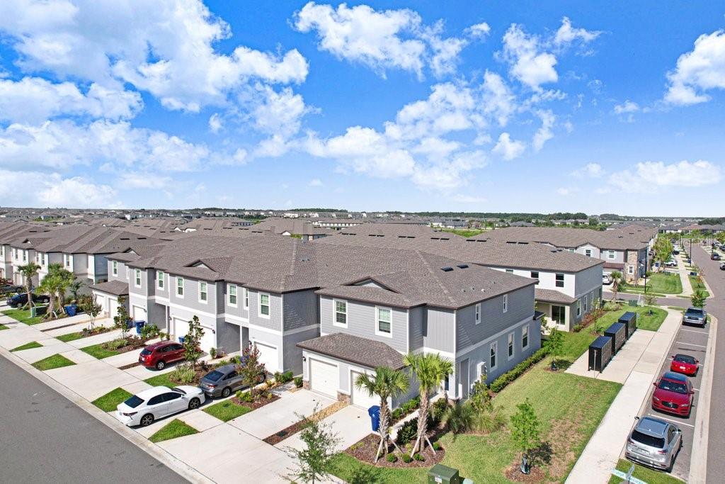 10263 TRUMPET HONETSUCKLE WAY