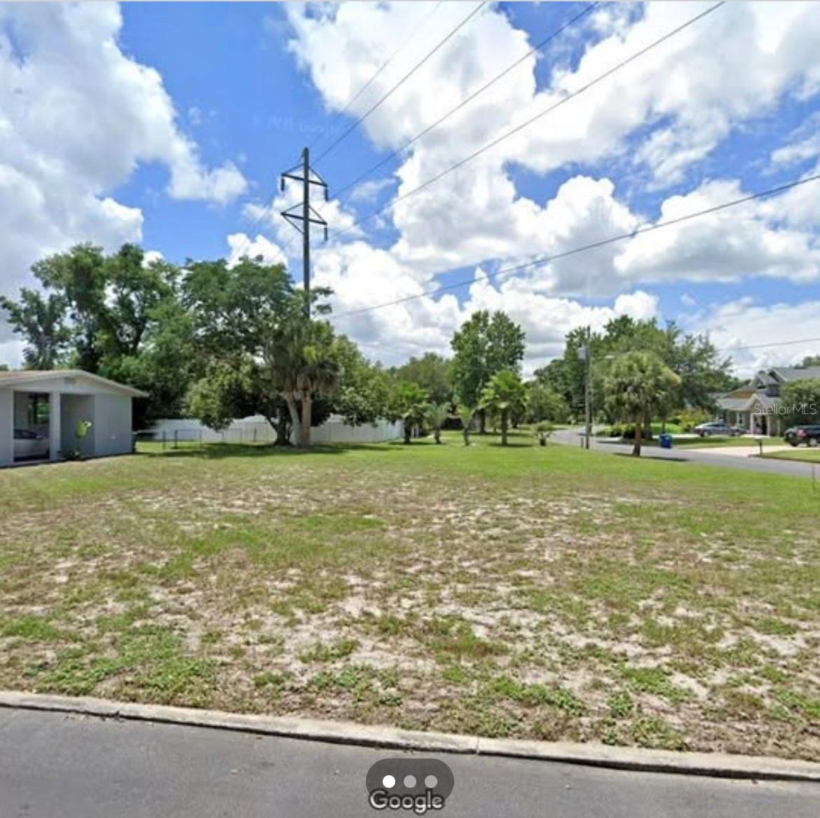 Situated in the heart of Winter Park, this corner lot offers an excellent opportunity for development or investment. This property provides an affordable entry into one of the area’s most desirable neighborhoods. The lot, identified by APN 29-22-01-4332-02-010, sits on a prime corner location, making it an attractive choice for future building potential or long-term holding. Please note that there is a light pole easement on the property, and buyers are encouraged to conduct their own due diligence prior to submitting an offer
This lot sits in a highly sought-after Winter Park neighborhood—perfect for development or long-term hold.
?? Note: There is a light pole easement. Please conduct your own due diligence before making an offer.