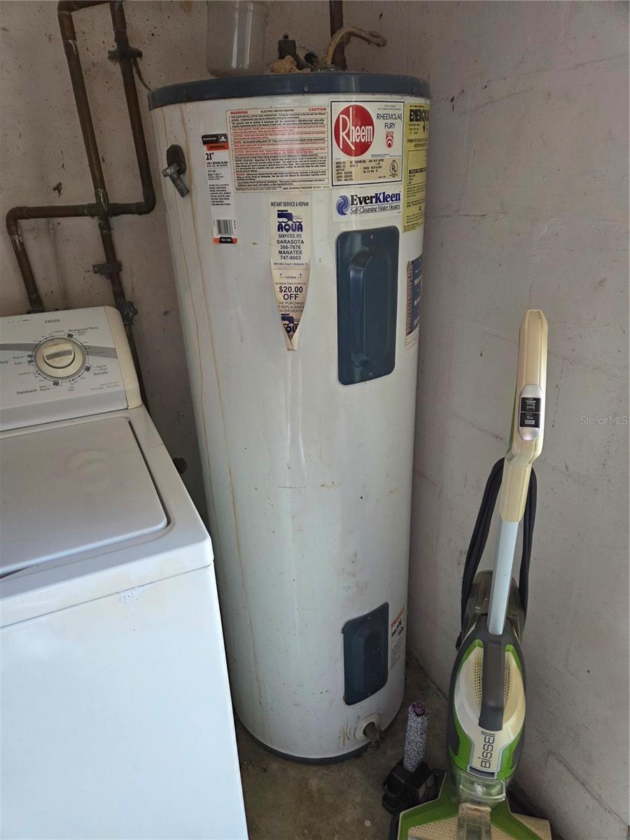 RIDGEWOOD ESTATES ADD 06 RESUB 01 - Residential