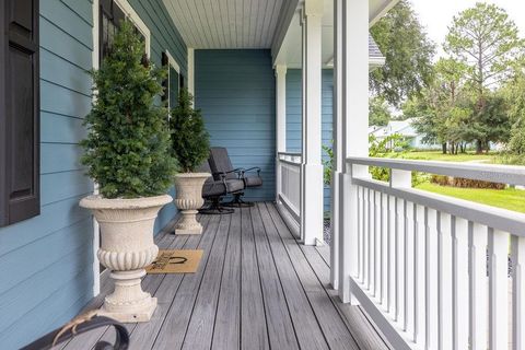 A home in LAKE HELEN