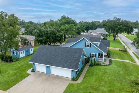 A home in LAKE HELEN