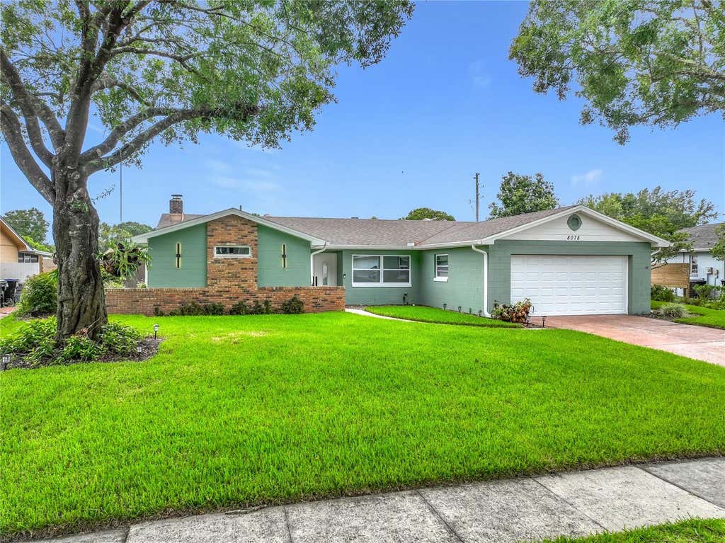 Photo of 8078 Nicklaus Drive, Orlando, FL 32825 (MLS # O6431485)