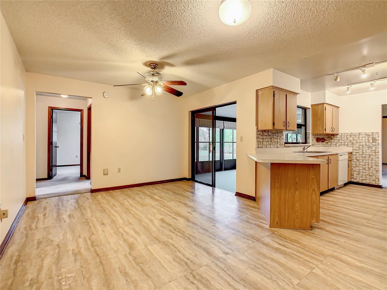 POINCIANA RE-PLAT PT NBRHD 01 VILLAGE 03 - Residential