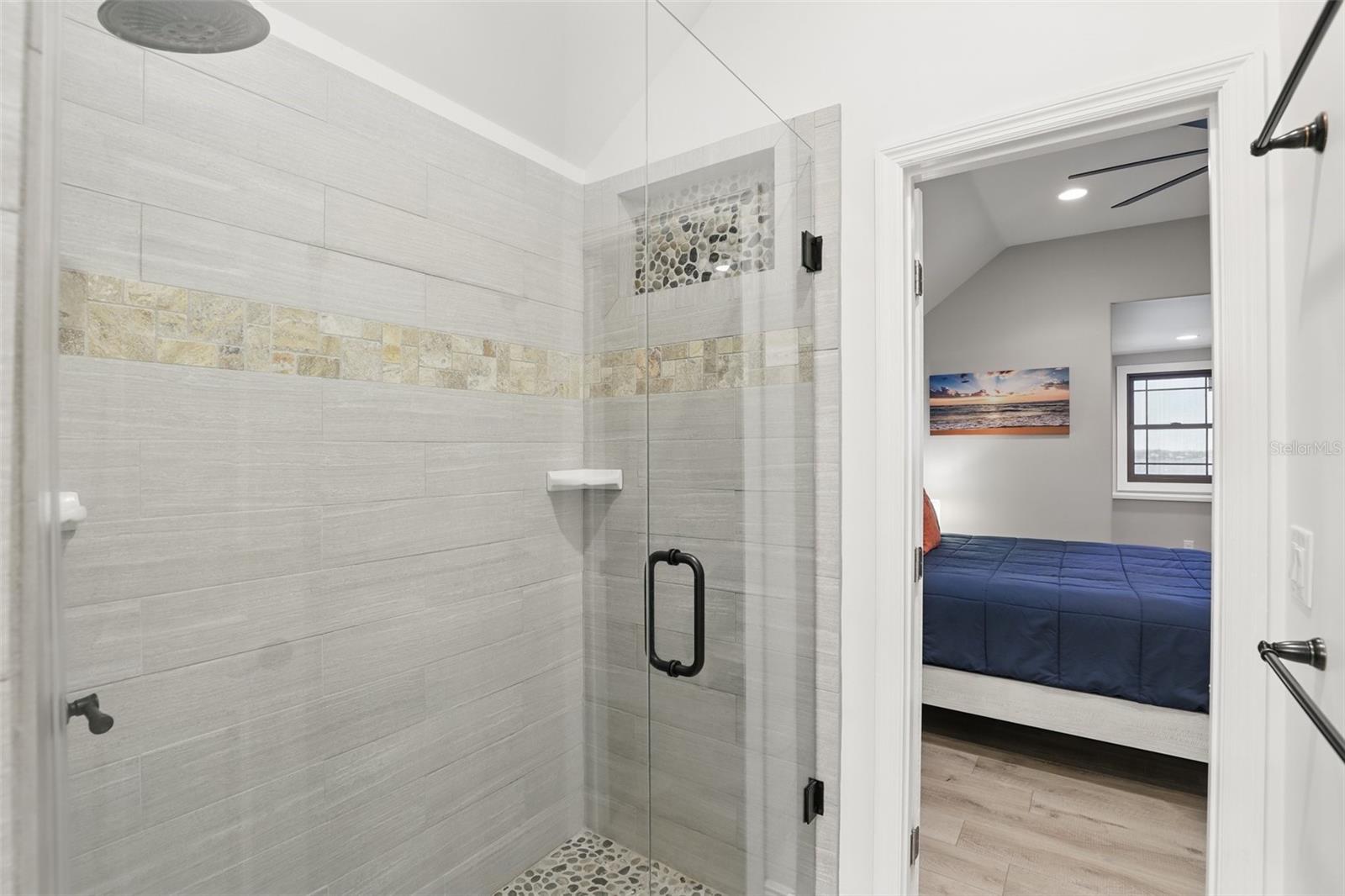 RIVER CLIFF - Residential