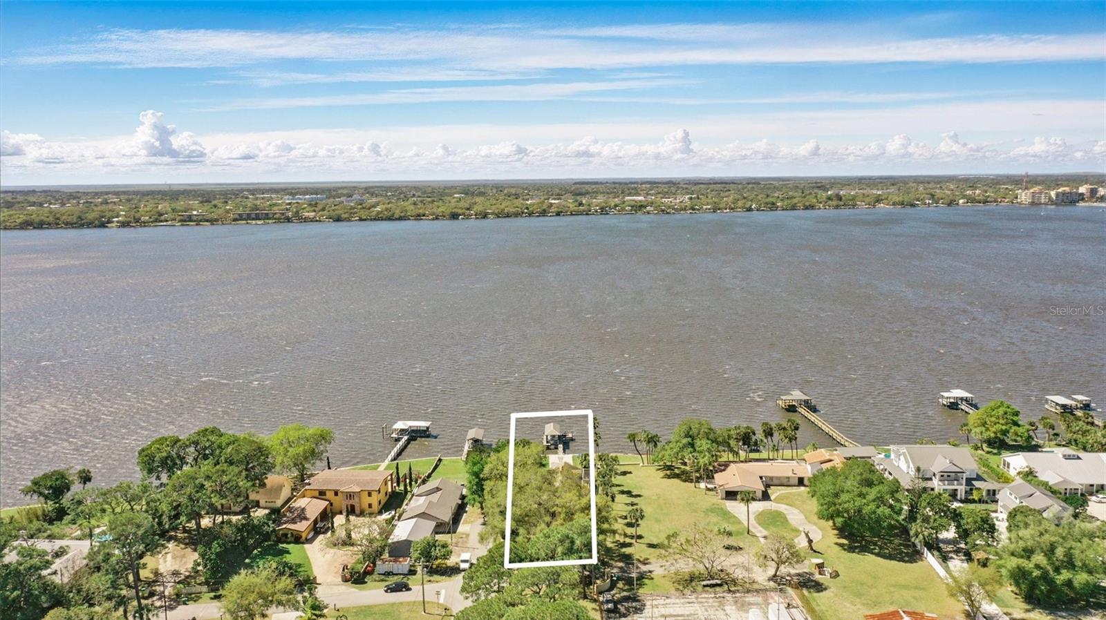 RIVER CLIFF - Residential