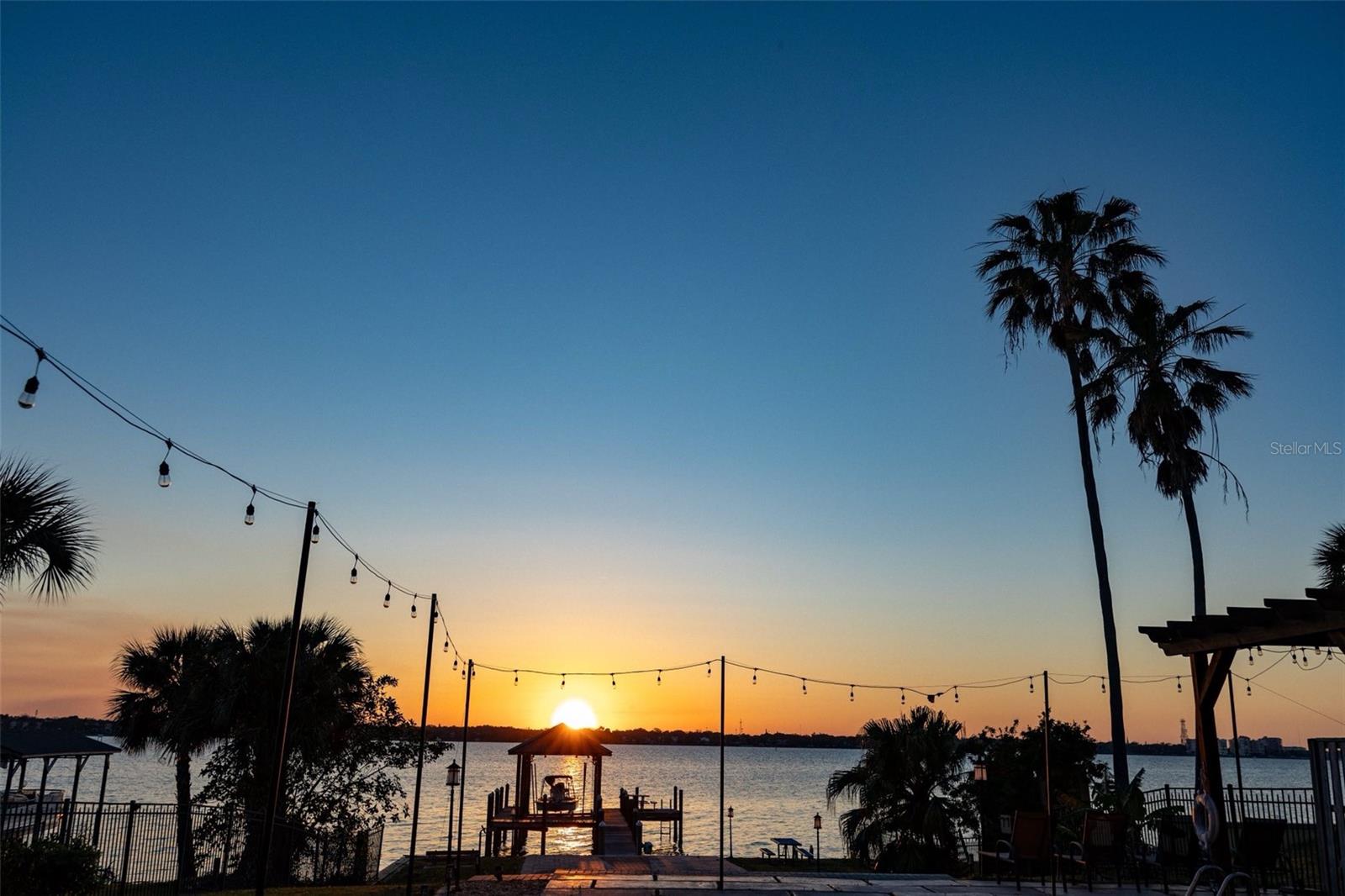 RIVER CLIFF - Residential