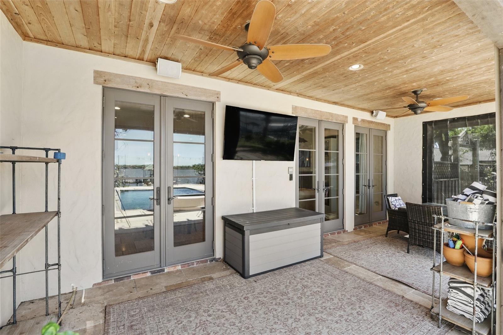 RIVER CLIFF - Residential