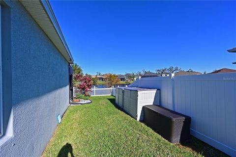 A home in ELLENTON