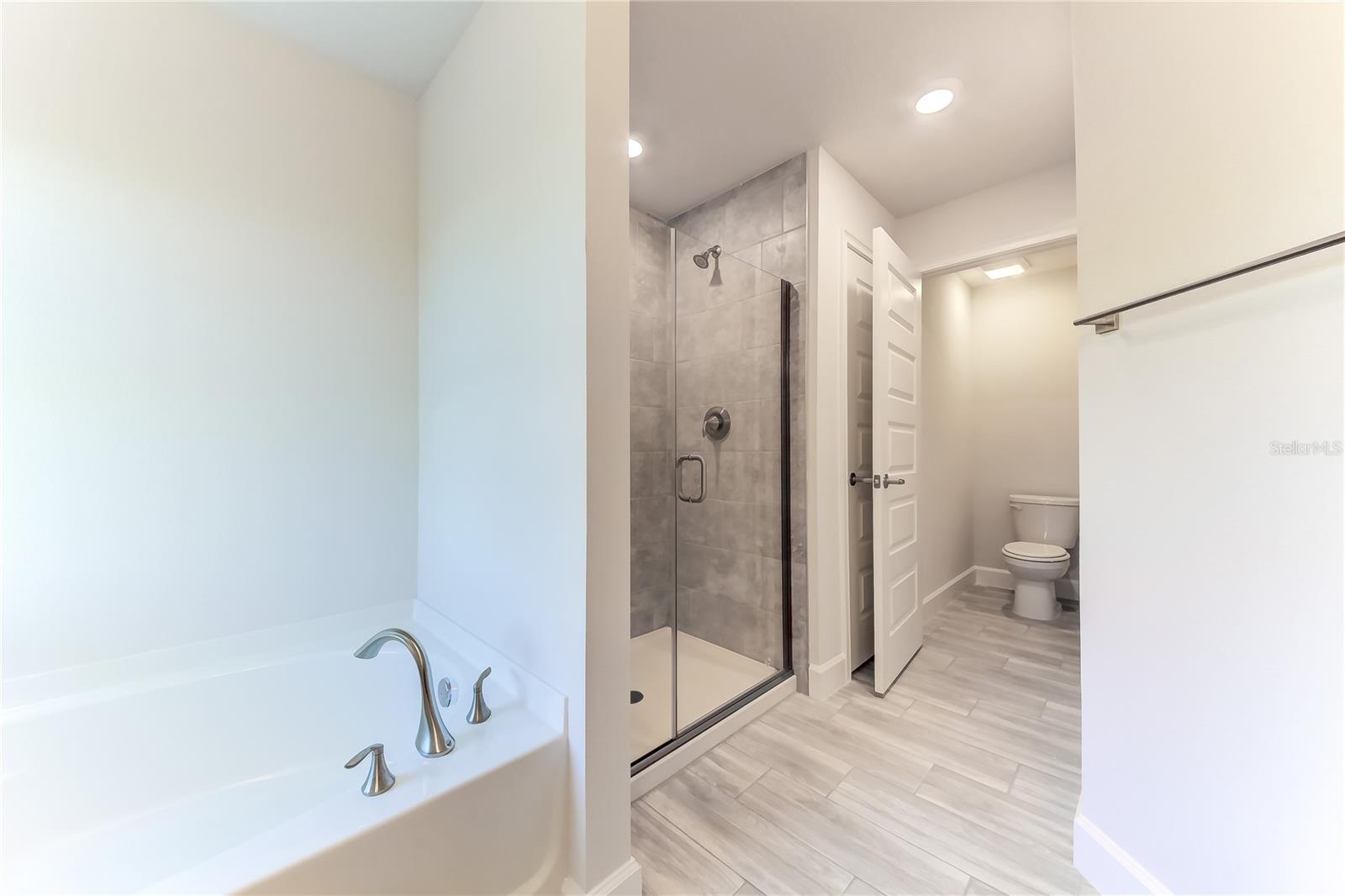 AVIARY AT RUTLAND RANCH PH IIA & IIB - Residential