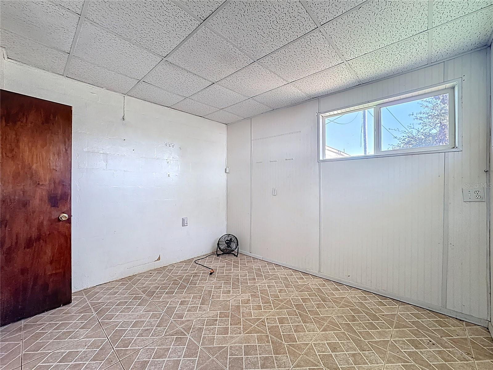 ORLANDO IMPROV CO 02 - Residential