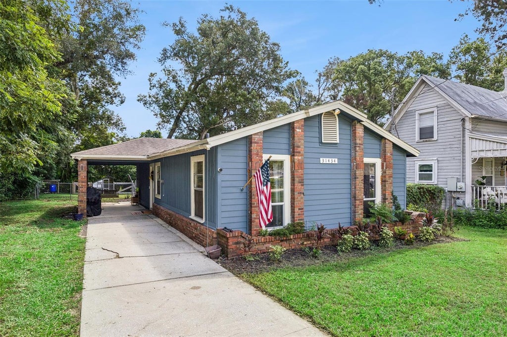 Photo of 31434 Summit Street, Sorrento, FL 32776 (MLS # O6441583)