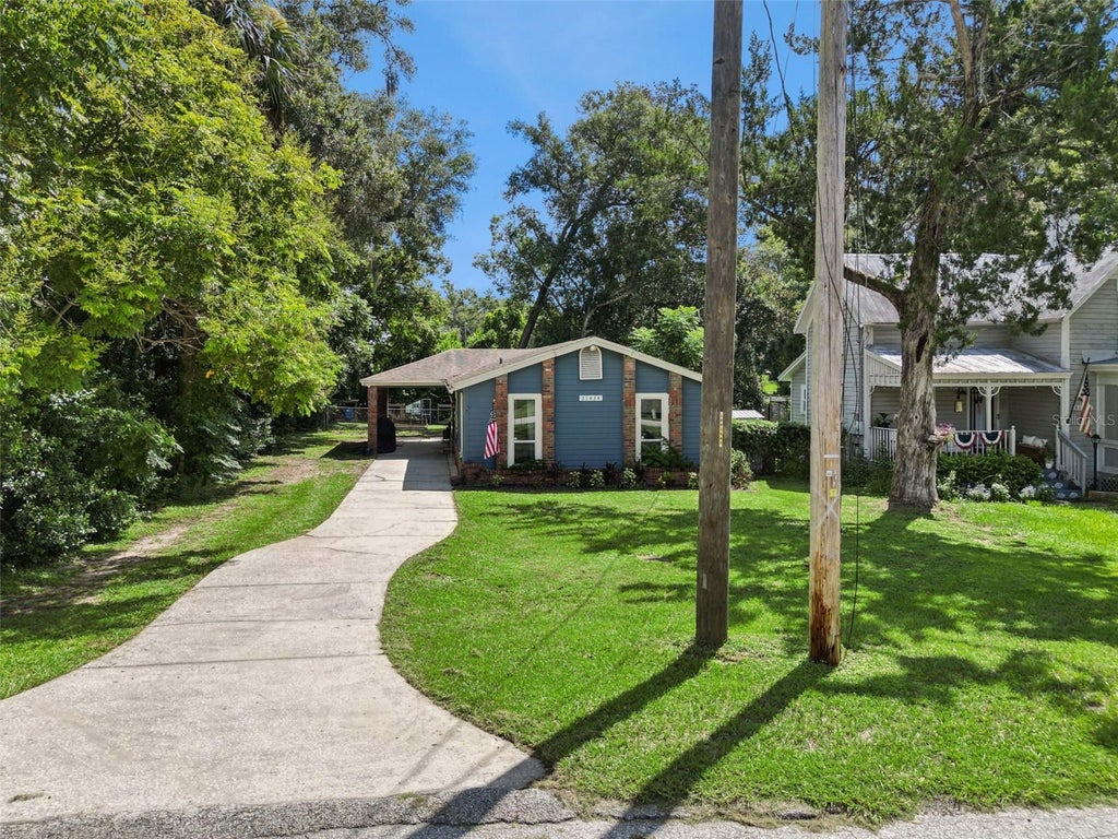 Photo of 31434 Summit Street, Sorrento, FL 32776 (MLS # O6441583)