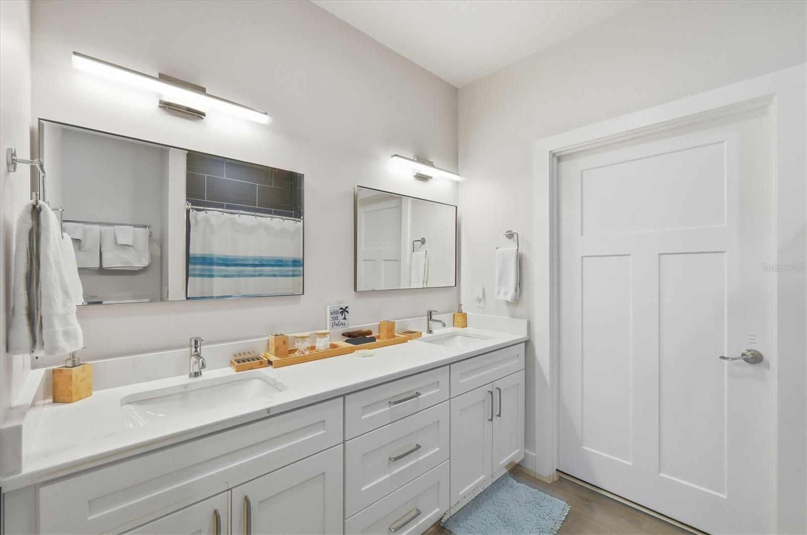 PALM ISLAND ESTATES - Residential