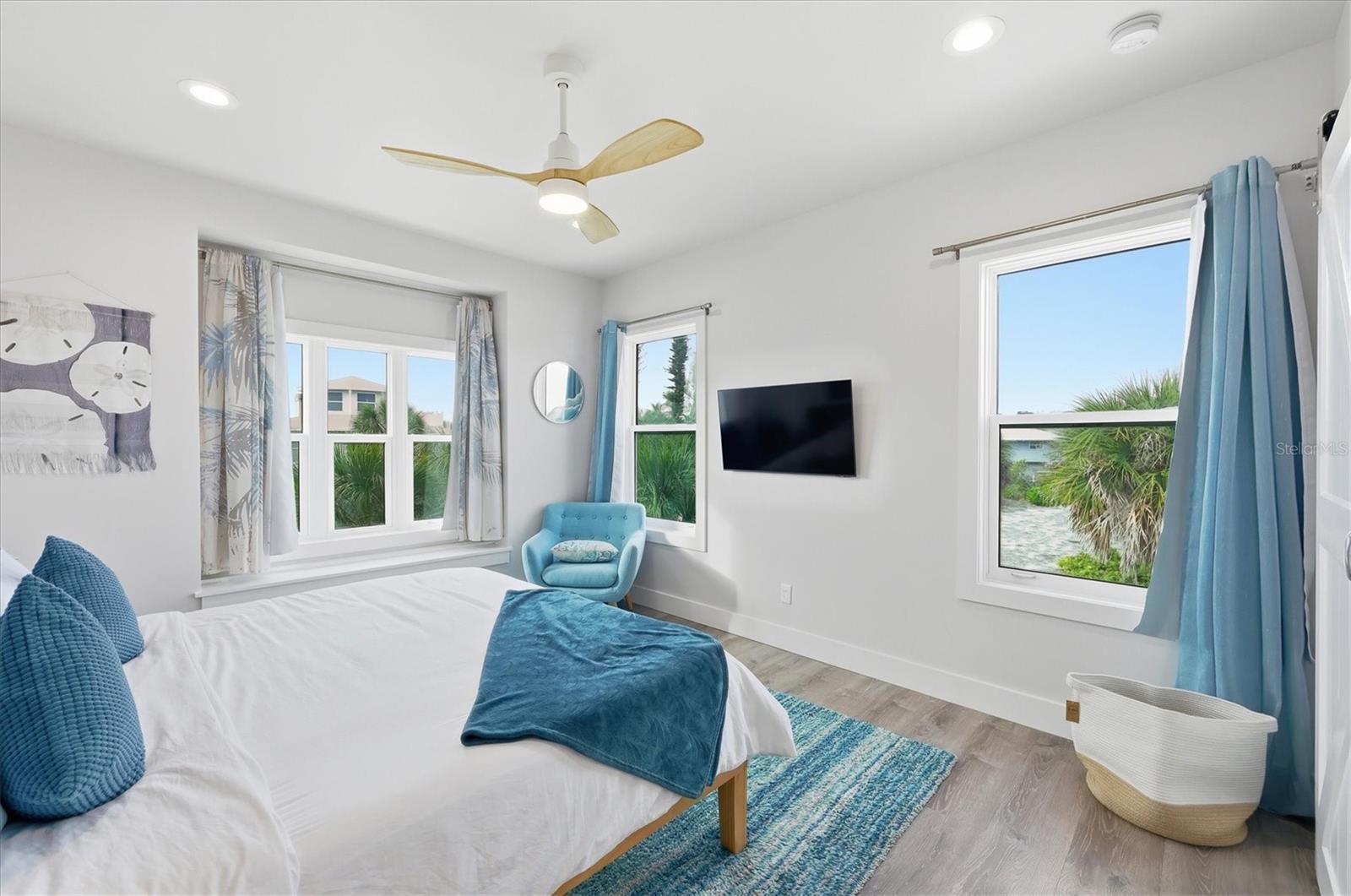 PALM ISLAND ESTATES - Residential