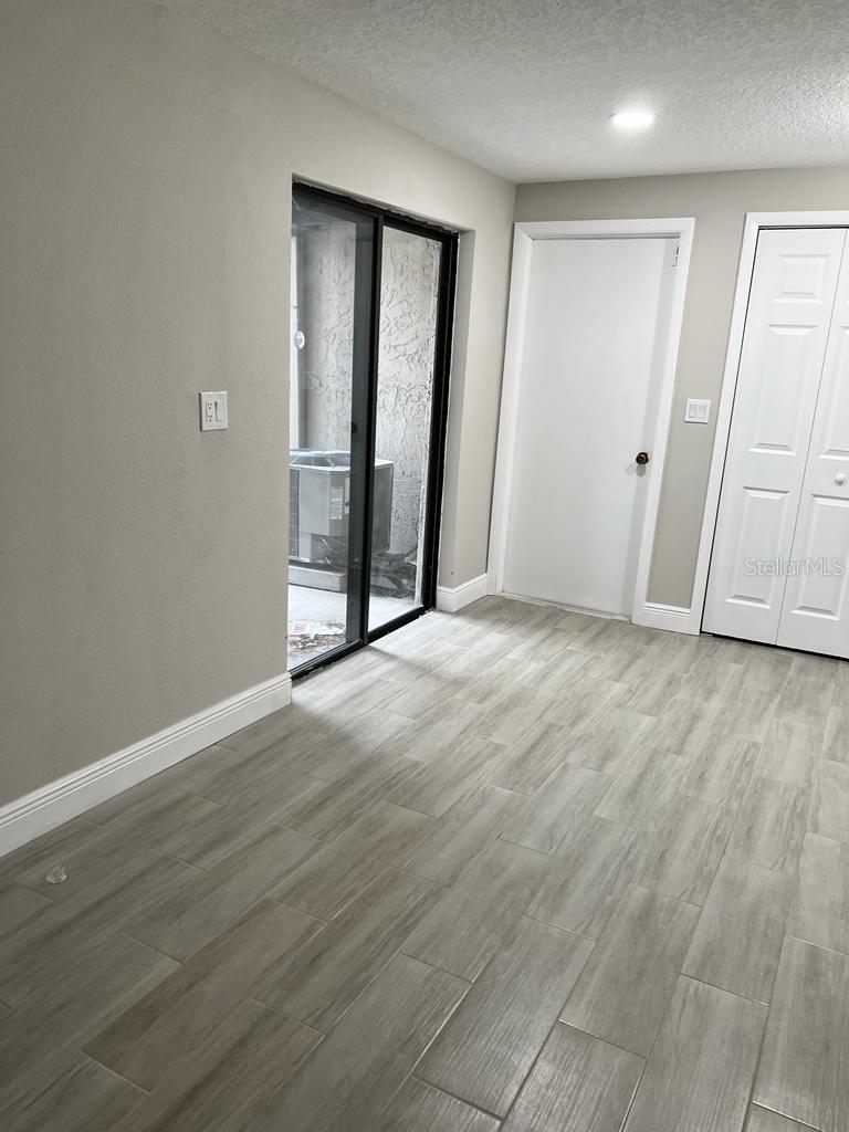 LAKE OF THE WOODS SEC 05 TWNHS - Residential Lease