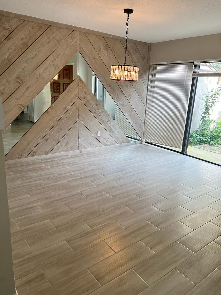 LAKE OF THE WOODS SEC 05 TWNHS - Residential Lease