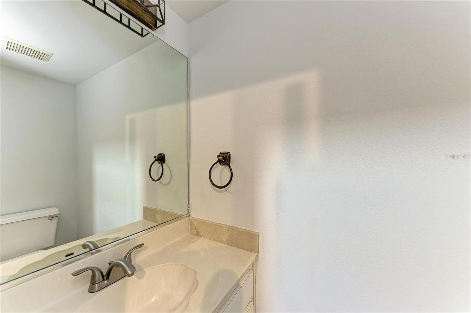 HAWTHORNE POND A CONDO - Residential Lease