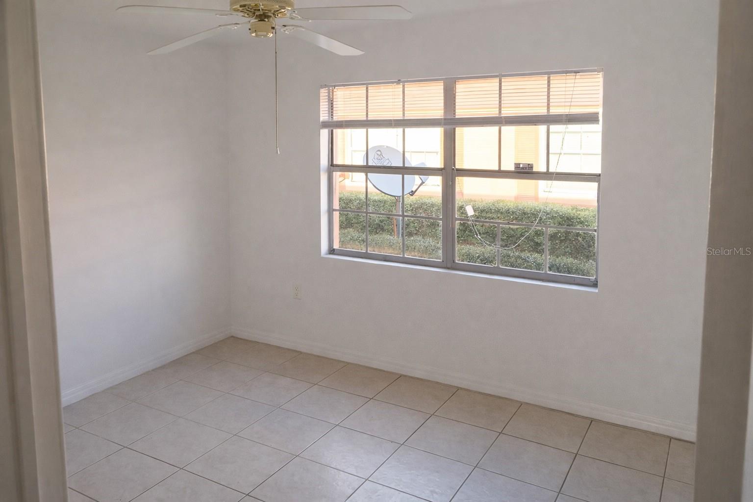 CHATEAU DE VILLE CONDO PH 01 - Residential