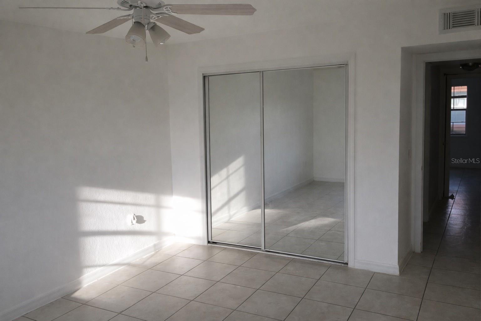 CHATEAU DE VILLE CONDO PH 01 - Residential