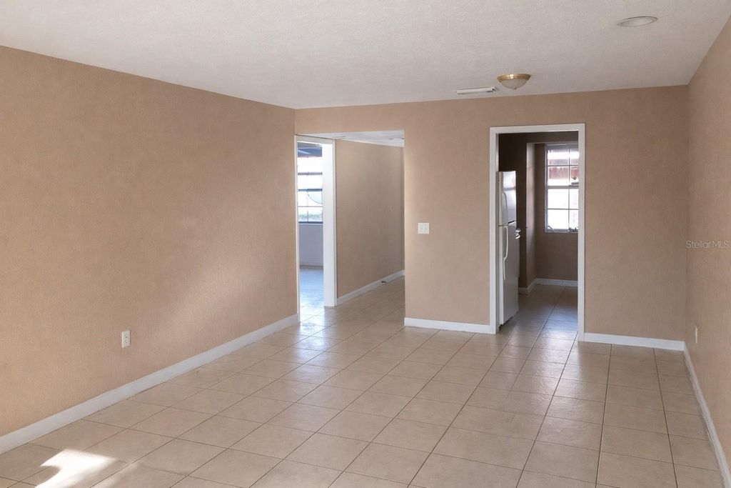 Photo of 2727 W Oak Ridge Road #2/ BLDG 7, Orlando, FL 32809 (MLS # O6376651)