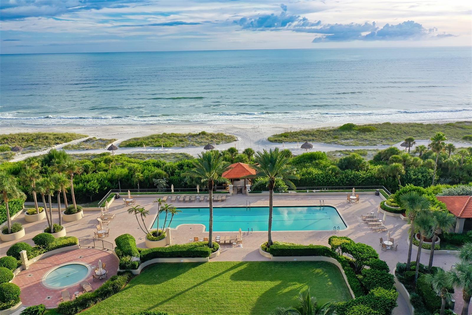 WATER CLUB 01 AT LONGBOAT KEY - Residential