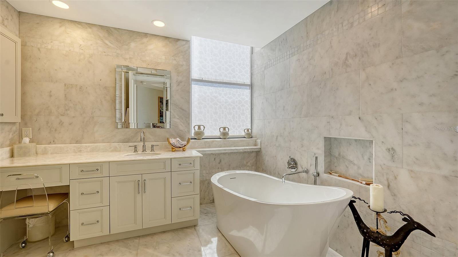 WATER CLUB 01 AT LONGBOAT KEY - Residential