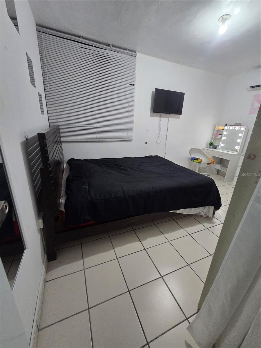 URB. PARQUE SAN MIGUEL - Residential