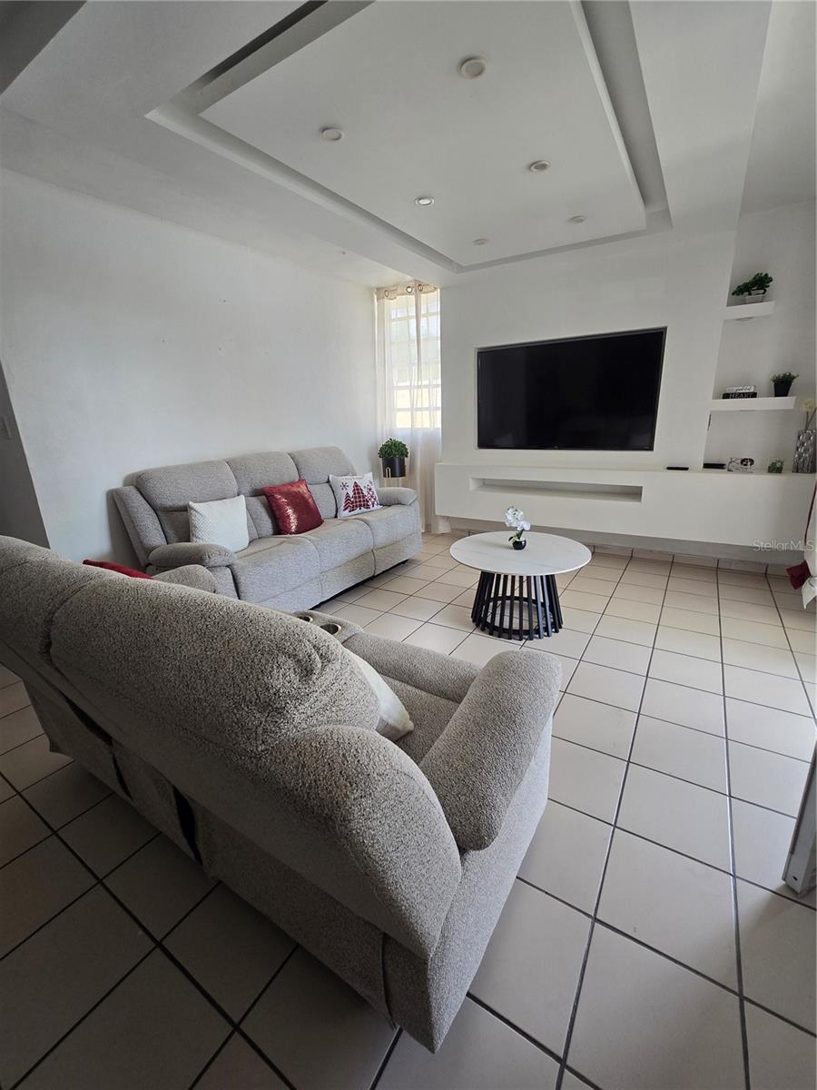 URB. PARQUE SAN MIGUEL - Residential