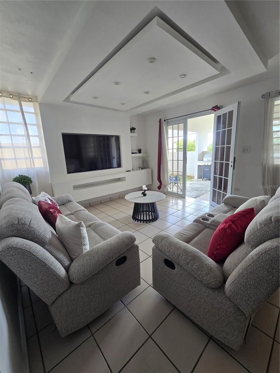 URB. PARQUE SAN MIGUEL - Residential