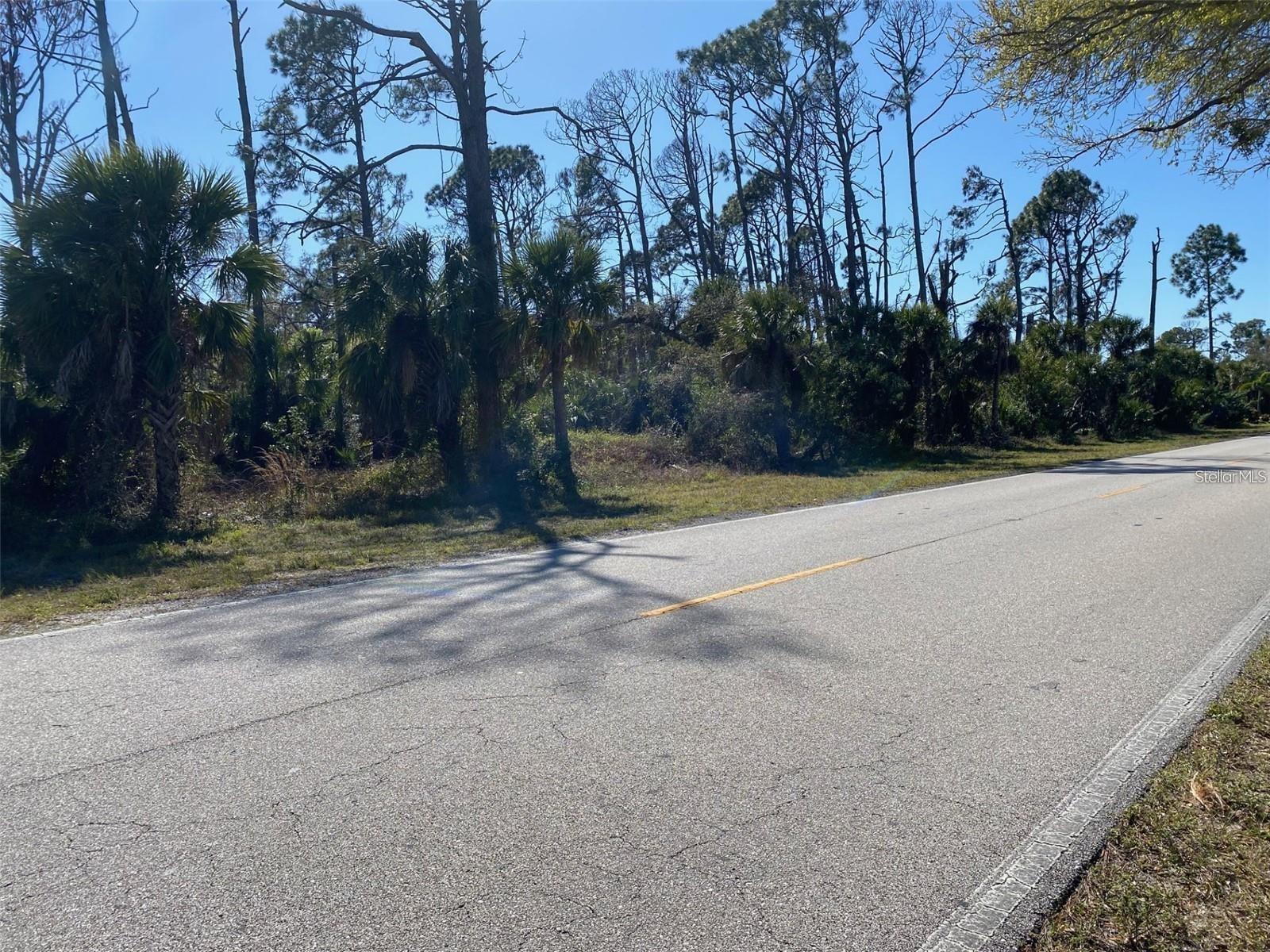 17467 HILLSBOROUGH BOULEVARD, PORT CHARLOTTE, FL, 33954 1 17467 HILLSBOROUGH BOULEVARD