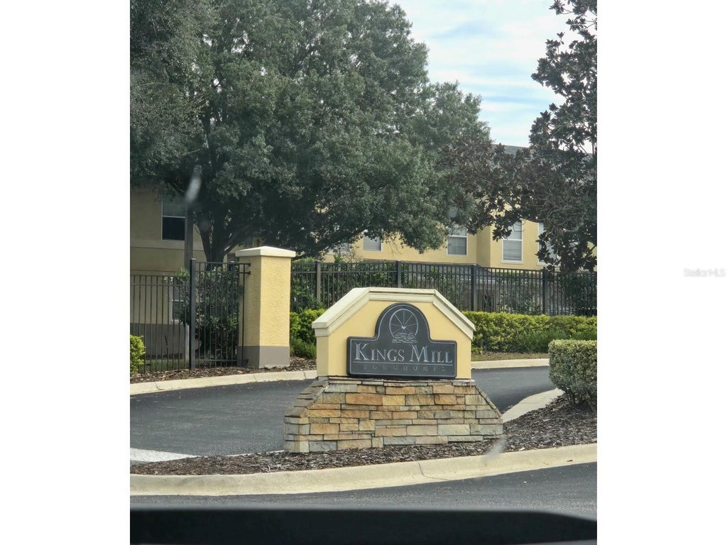 Photo of 3438 Castle Stone Ct, Valrico, FL 33594 (MLS # TB8553839)