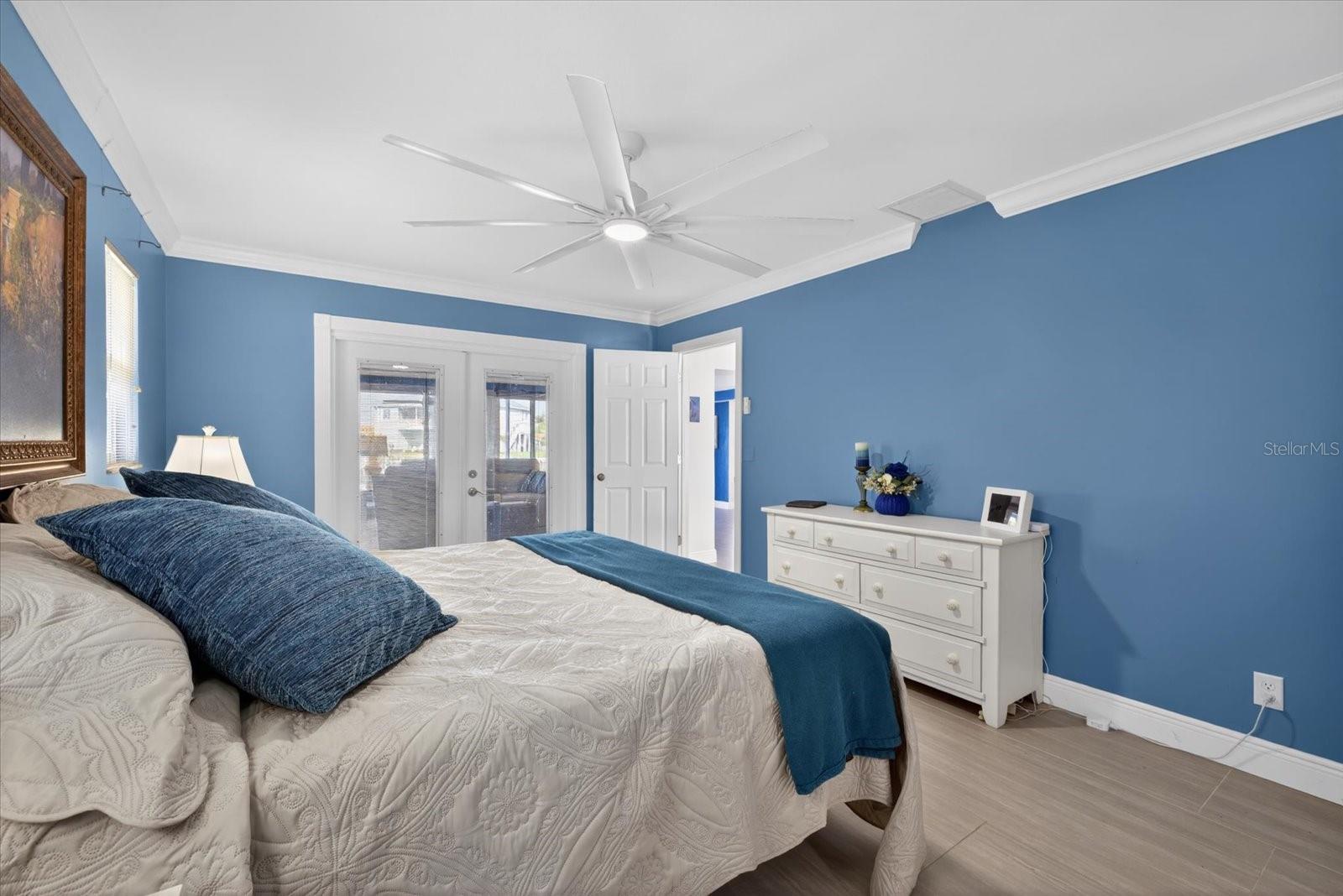 FLOR A MAR - Residential