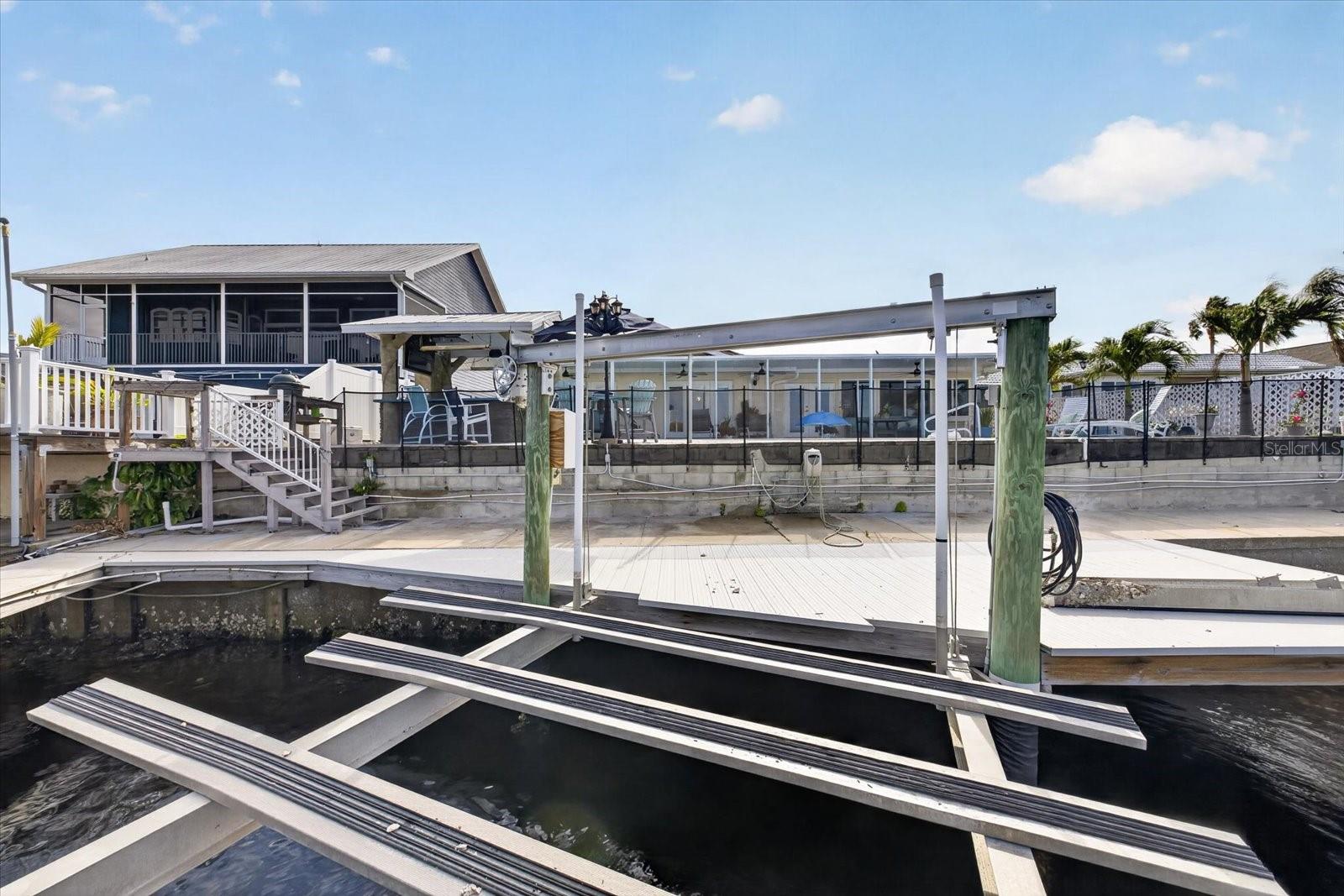 FLOR A MAR - Residential