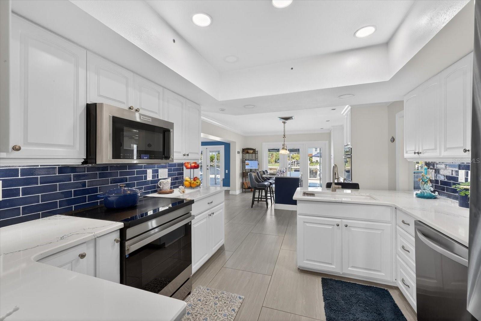 FLOR A MAR - Residential