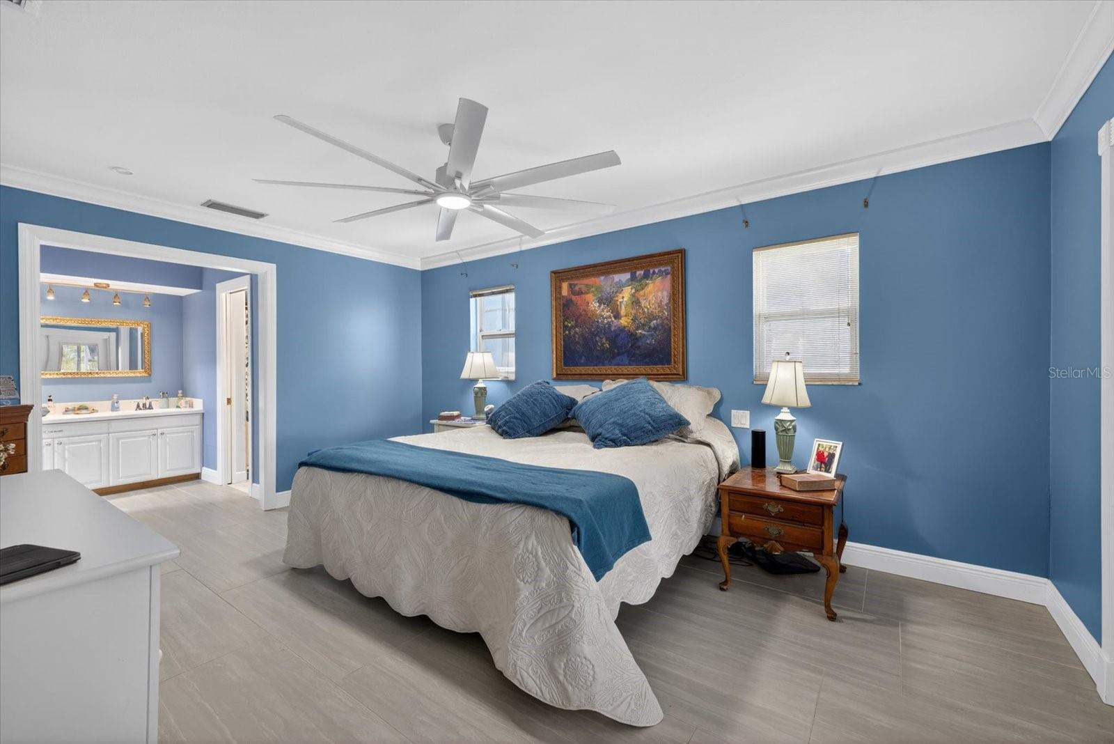 FLOR A MAR - Residential