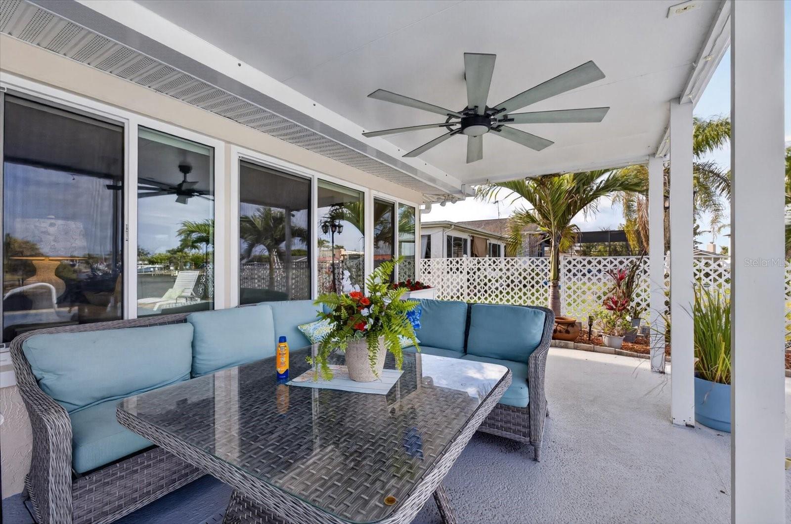 FLOR A MAR - Residential