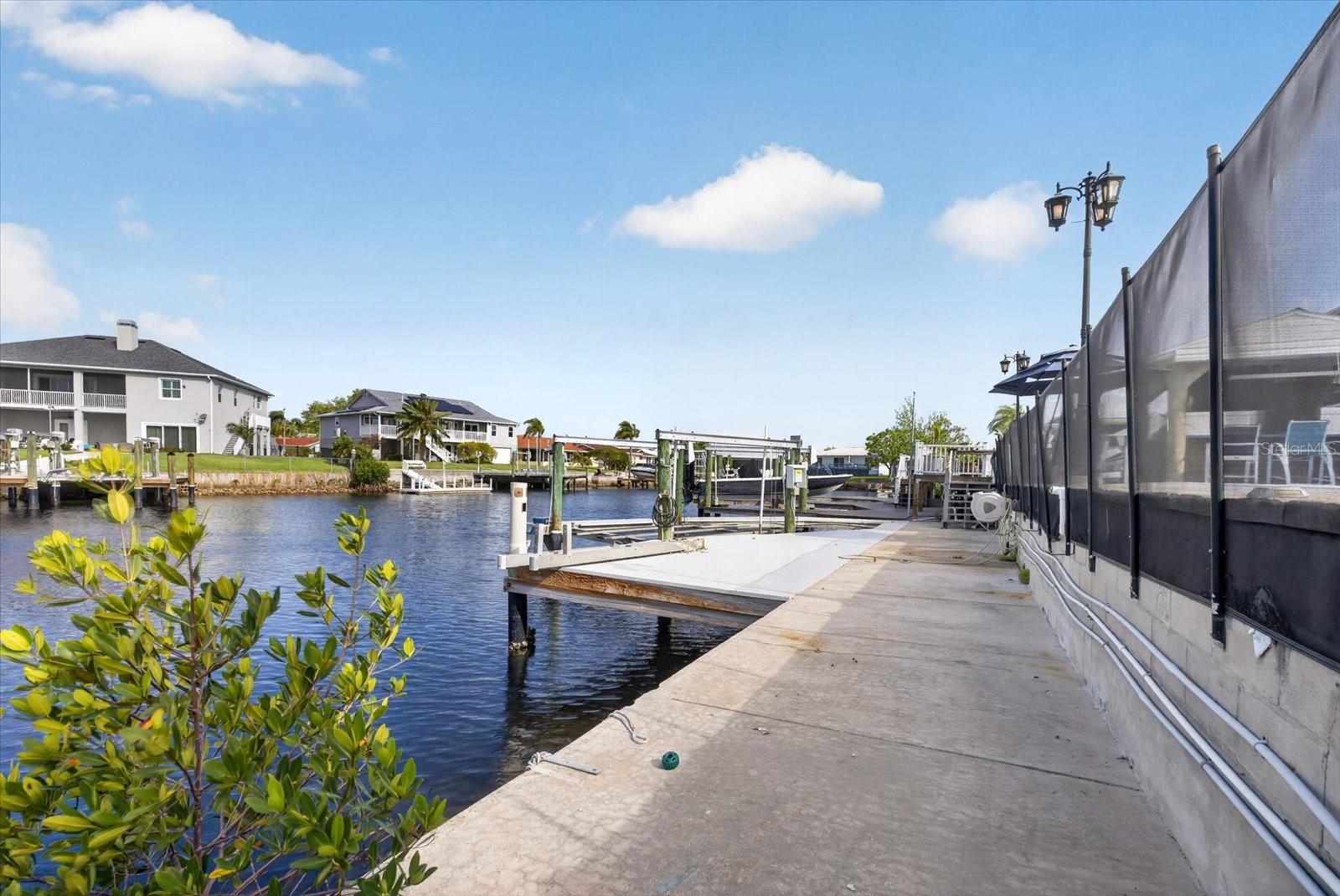 FLOR A MAR - Residential