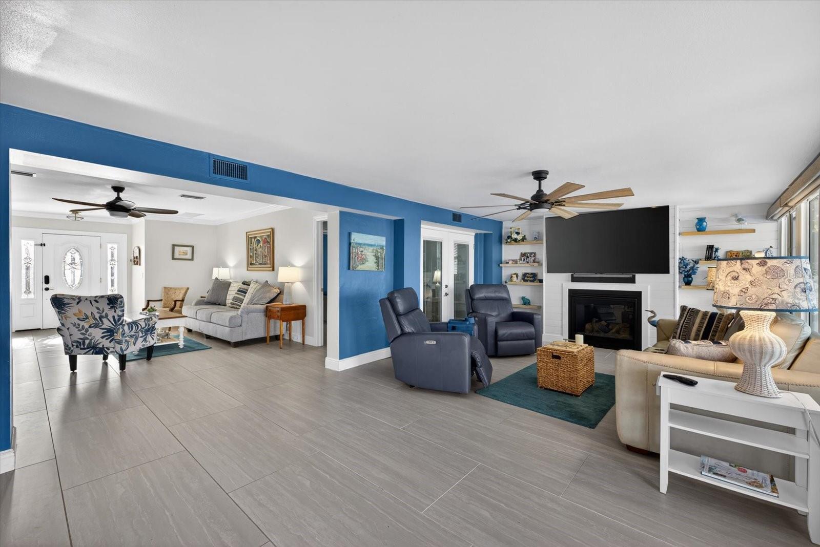 FLOR A MAR - Residential