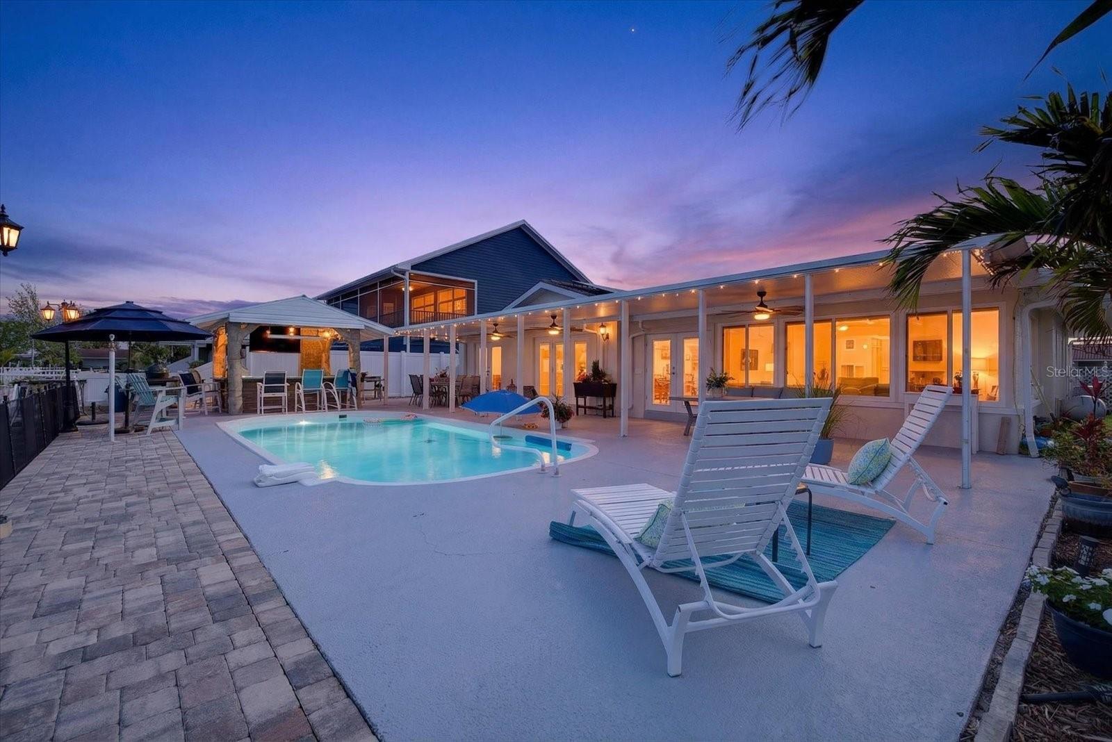 FLOR A MAR - Residential