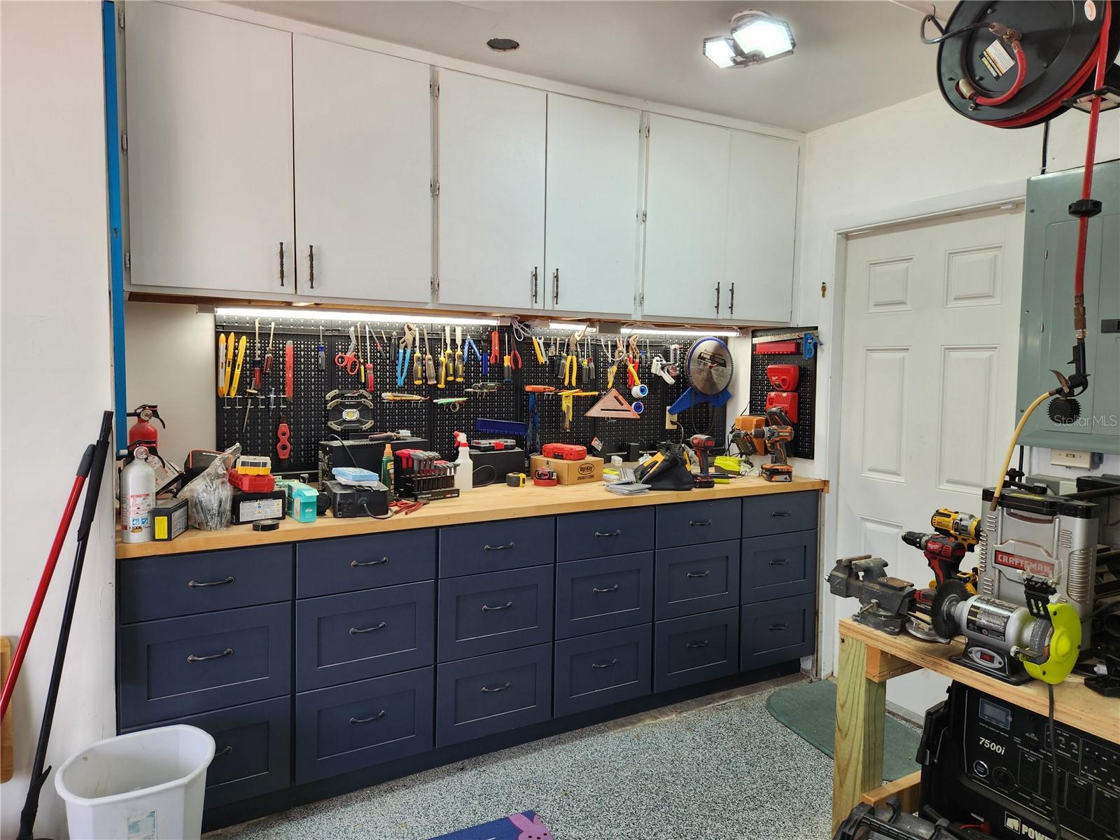 FLOR A MAR - Residential