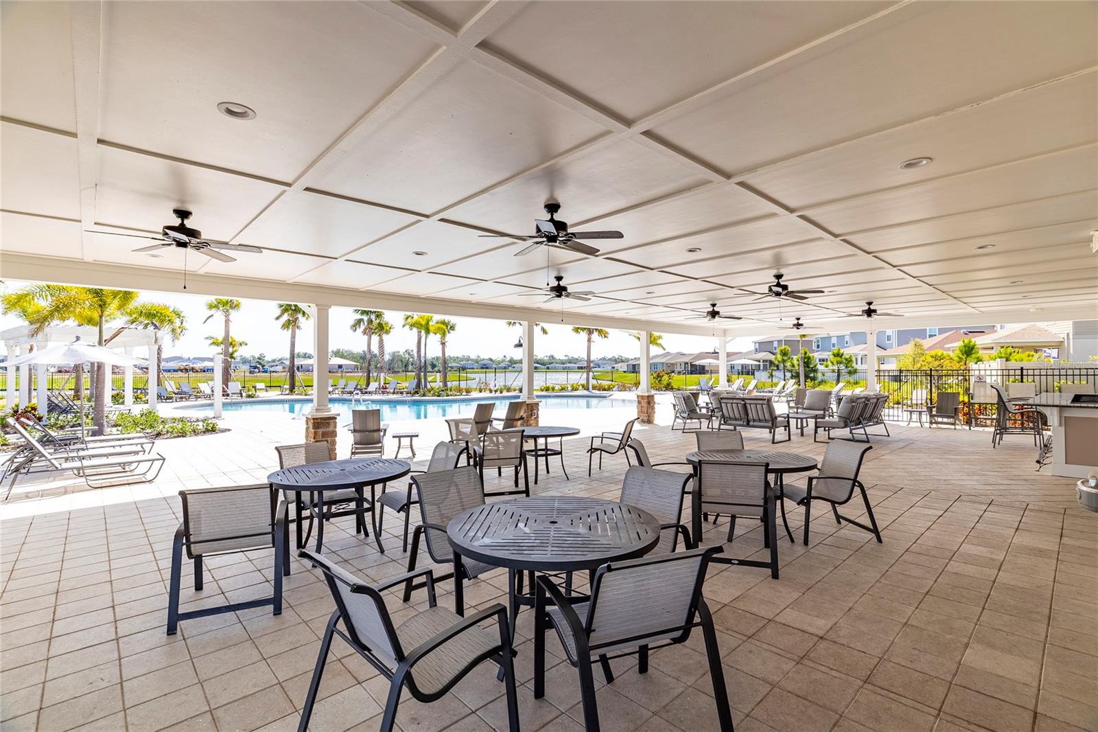 SAWGRASS LAKES PH I-III - Residential Lease