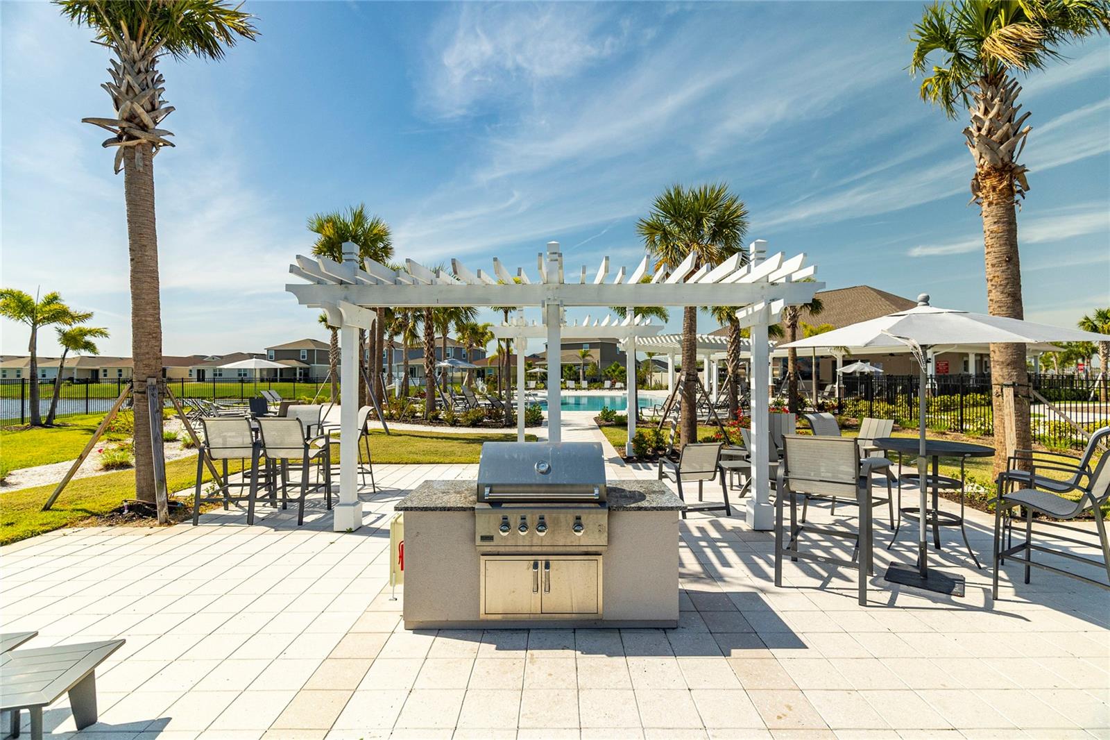 SAWGRASS LAKES PH I-III - Residential Lease